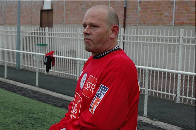 Christian Massard, en 2003, au stade Joliot Curie