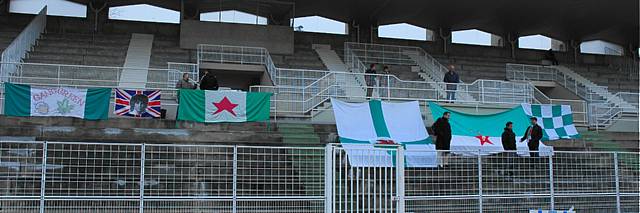 Versailles - Red Star