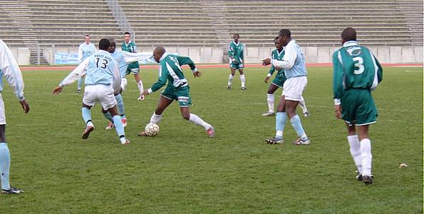 Br&eacute;tigny-Red Star