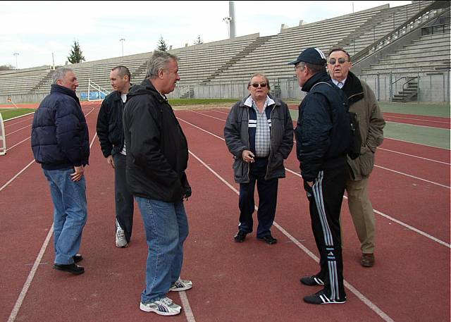 Br&eacute;tigny - Red Star