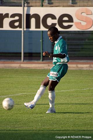 Red Star - Saint Genevi&egrave;ve-des-Bois