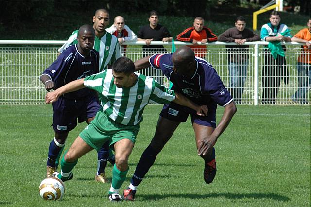 Le M&eacute;e Sports - Red Star