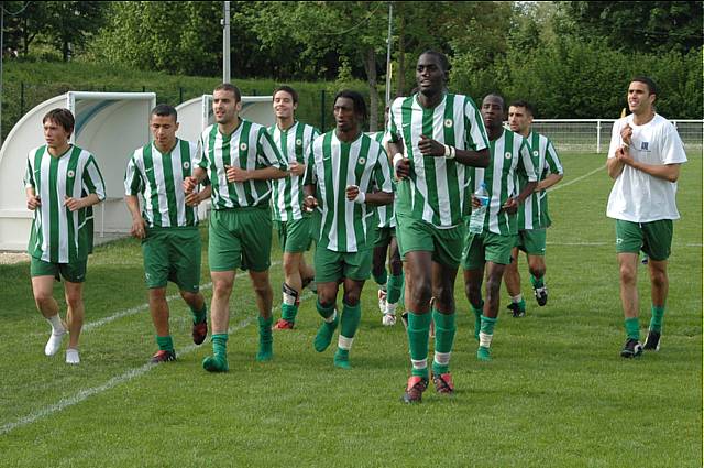 Le M&eacute;e Sports - Red Star