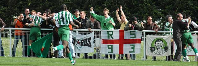 Le M&eacute;e - Red Star