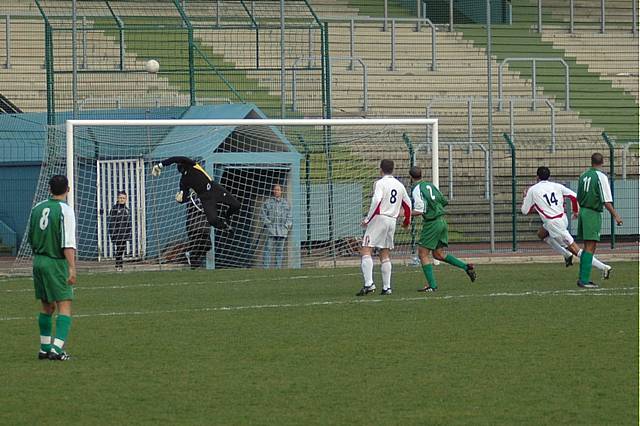 Red Star - Morangis-Chilly