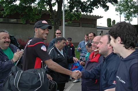 Br&eacute;tigny - Red Star