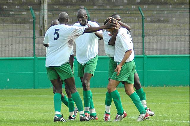 Red Star - Lusitanos