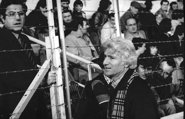 Francis Borelli avec  sa gauche le clbre supporter du Red Star des annes 70-80, Marcel
