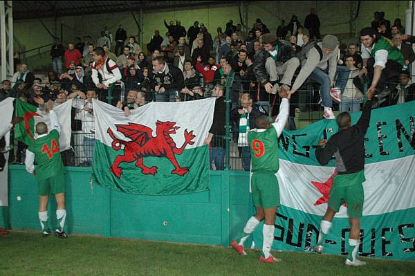 les supporters aux anges  la fin de la rencontre