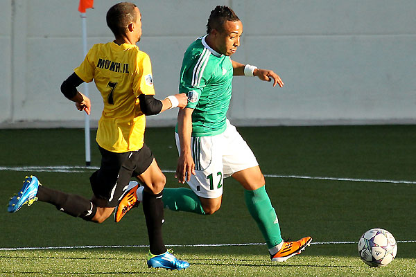 Nabil Ouarguini, sous le maillot du Red Star, la saison dernire avant de rejoindre Quevilly, cette saison et auteur du but lors du match aller  Jacques Martin