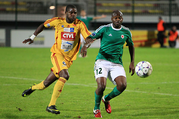 Rosere Manguele, sous le maillot du Red Star, en 2011-2012, aujourdhui  Chambly  Jacques Martin