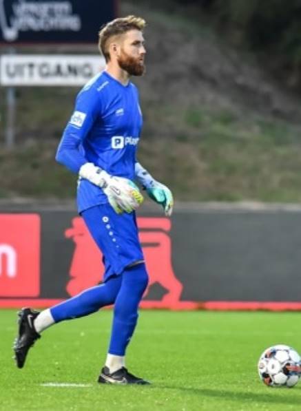 l’ex-gardien de Dunkerque, Adrian Ortola