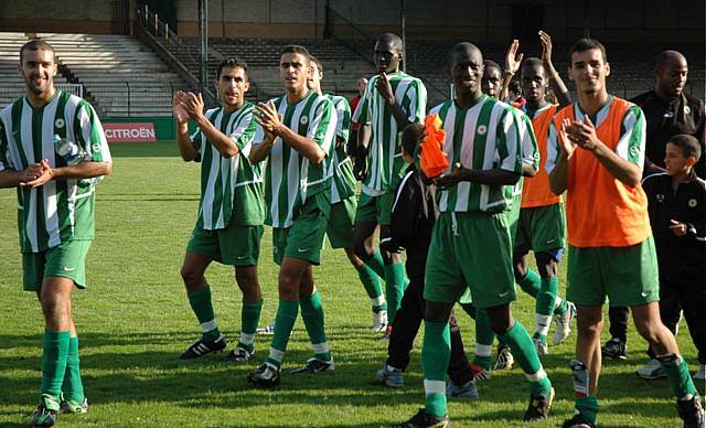 De gauche à droite, une équipe de copains, titrée en DH : Hamami, Abdallah, Yessad, Fourneuf (caché), Tandia, Baldé, Gassama, N’Simba, Benmesmoudi et Bell